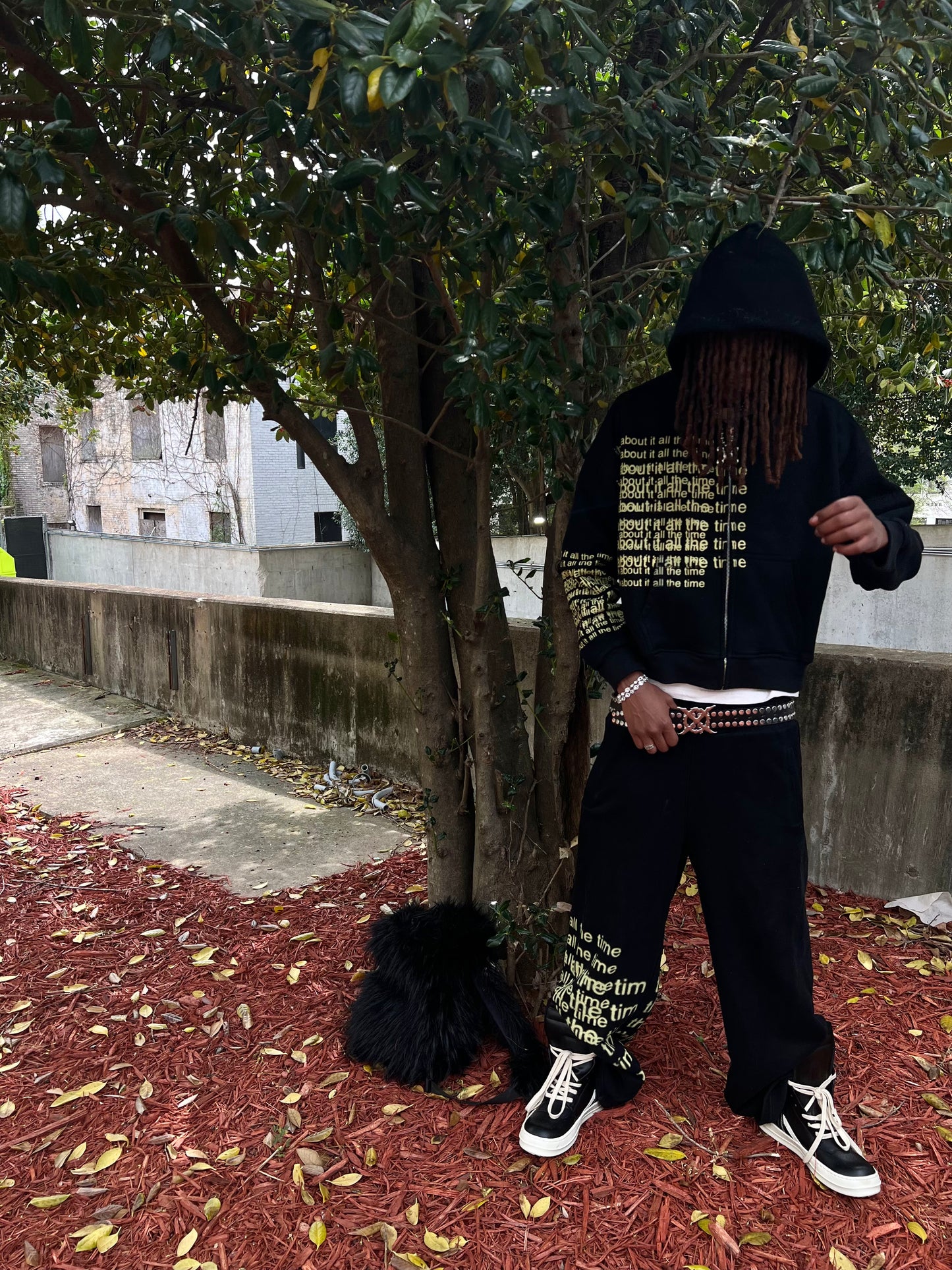 VETURANT i think sweatpants