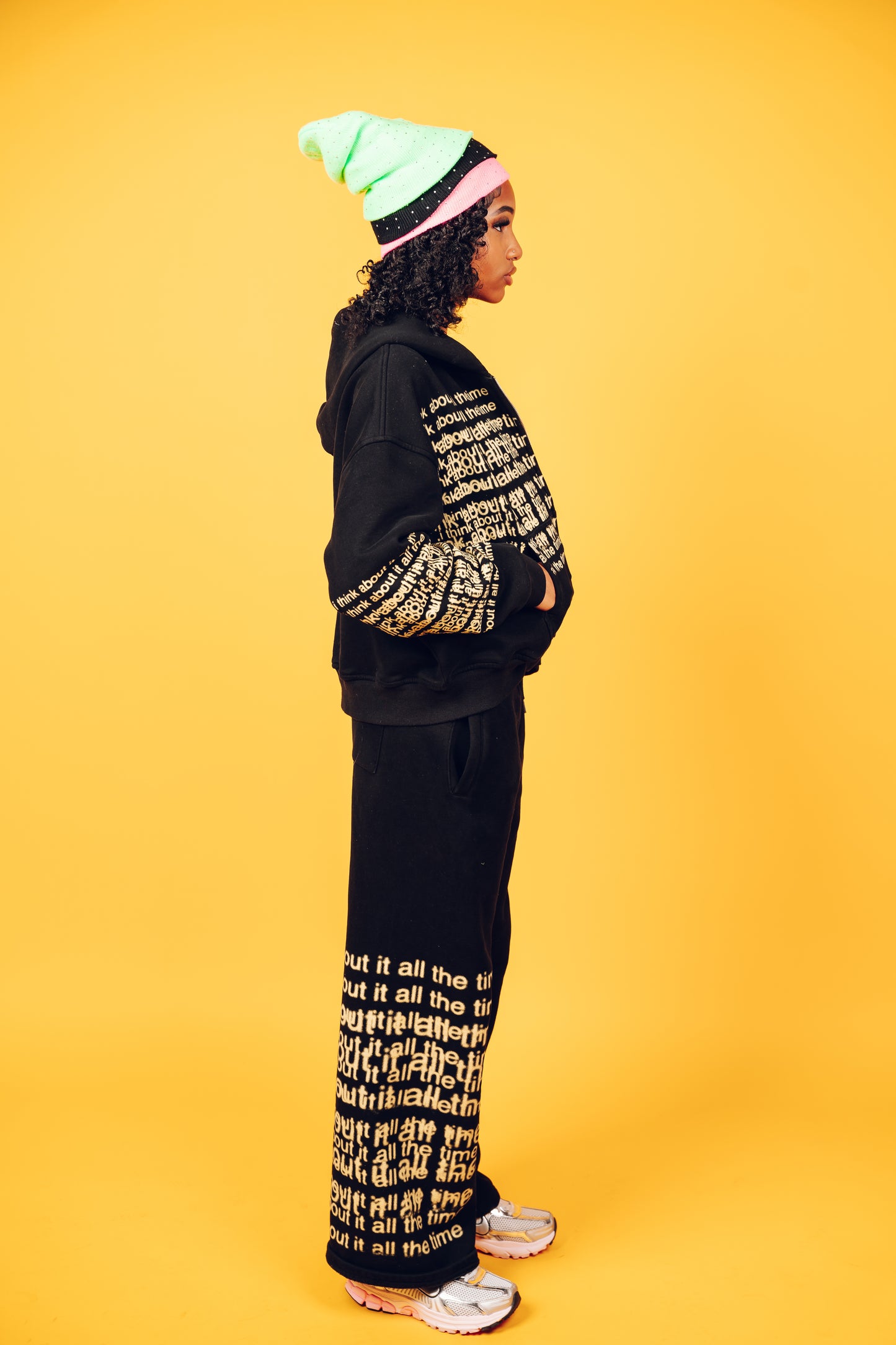 VETURANT i think sweatpants