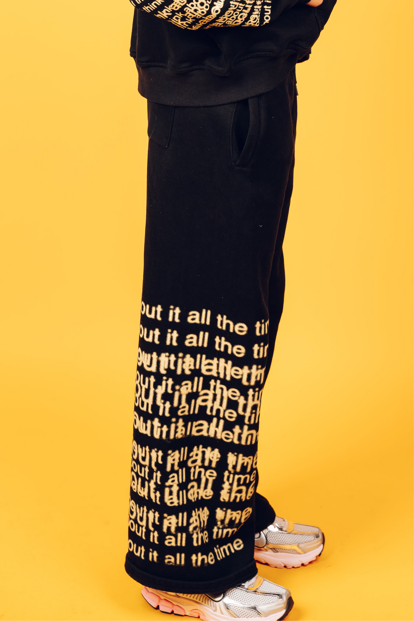 VETURANT i think sweatpants